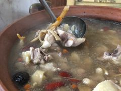 -威邵鸡煲(西华路总店)