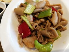 -赶海部落海鲜城(海阳路店)