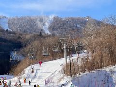 -亚布力新体委滑雪场