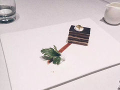 -GreyWhale灰鲸餐厅(武汉国际广场店)