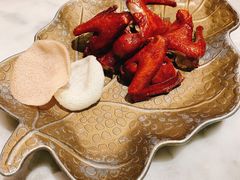 蝴蝶里招牌乳鸽-蝴蝶里·粤菜·点心(滨江龙湖店)