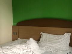 -7天酒店·北京学院路六道口地铁站店