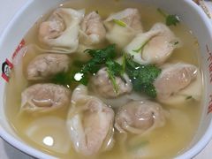 鲜肉虾仁馄饨-南城香·饭香串香馄饨香(富丰桥店)