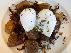 -ROAST coffee & eatery