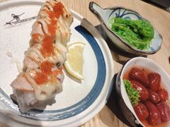 三文鱼寿司-枝魯枝魯自助料理