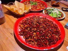 -先启半步颠小酒馆(白麓里店)