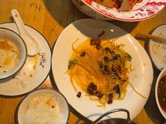 -小三峡食府(西五路店)
