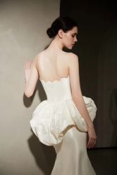 -GODDESS WHITE婚纱礼服(鹏城动力大厦店)