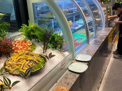 -金滏山烤肉·海鲜·火锅自助餐厅(襄阳万达店)