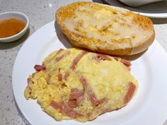 奶油猪猪-香港新发烧腊茶餐厅(书城店)