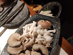 -哥老官重庆美蛙鱼头(虹口龙之梦店)