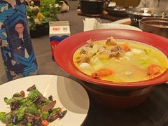 -香山湖家家宴(中山陵店)