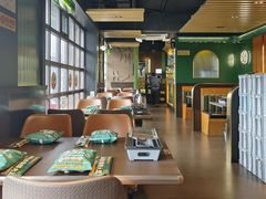 -曼听小寨海鲜烧烤·大连辣炒大王(盖州街店)