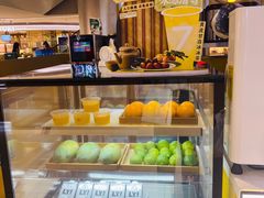 面包甜点陈列柜-7分甜(上海新天地广场店)