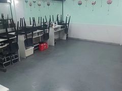 -首脑美容美发化妆美甲培训学校(长沙校区)