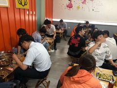 等位区-三盛肥蛤(总店)