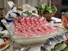 -海鲨湾海鲜会馆(百家湖1912店)
