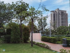 -香港大学