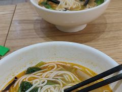 -蒙自源米线大王(宝安尖岗山店)