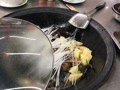-屯老二农家铁锅炖·行业领军者(梅江店)
