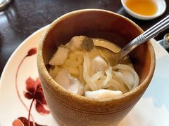 黄鱼煨面-杭州西子湖四季酒店·金沙厅