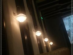 -浅深(世茂滨江精品店)