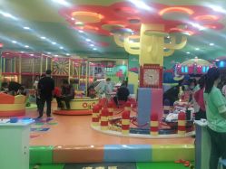 -宝贝渡口儿童游乐园(华南安盛店)