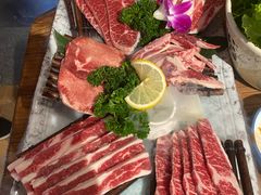 -明洞阿姨·韩式酱蟹烤肉·创意料理(三元桥店)