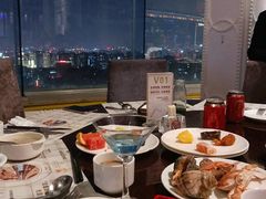 -荣誉国际酒店-云顶旋转餐厅
