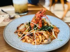 -Mark&Mars Restaurant
