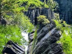 -梭布垭石林景区