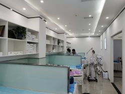 -蕾特恩专业祛痘·皮肤管理