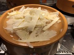 笋片-龍歌自助小火锅(城阳万象汇店)