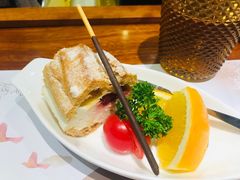 草莓泡芙-肉魁屋·烧肉·烧鸟·酒场(高新店)