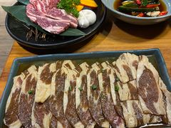 -草家酱蟹炭火烤肉店(珲春南路一店)