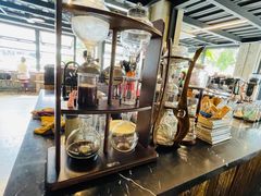 自助取餐区-邊渡咖啡