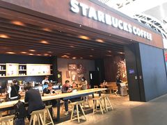 门面-星巴克(广州南站A18检票口楼上)