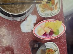 -四囍码头海鲜烧烤自助火锅(外滩南京东路悦荟广场店)