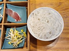 -勺子米线·云南传统小吃市集(四方街店)