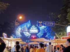 -人民广场-地下停车场