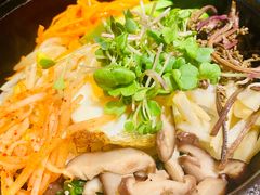 石锅拌饭-草家酱蟹炭火烤肉店(珲春南路一店)
