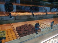 -闫大头糕点(曙光路店)