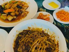 -桃园中华料理炸酱面(燕儿岛路店)