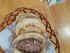 -闫家驴肉老店(华电一校店)