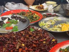 -江湖黑大兔(杨家坪店)