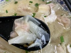 鲜肉馄饨-刘长兴(逸仙桥店)