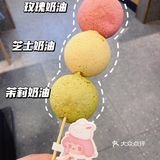 春日限定｜好利来&泡泡玛特联名出新品啦！