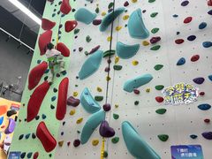 -蓝天攀岩-青少年训练(罗湖益田假日广场店)