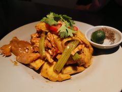 越式麻油捞鸡-大头虾越式风味餐厅(光明广场店)