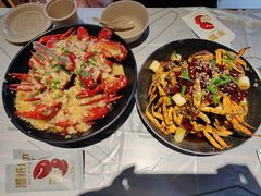 -巴厘龙虾·榜首油焖大虾(音乐学院·沿江酒馆店)